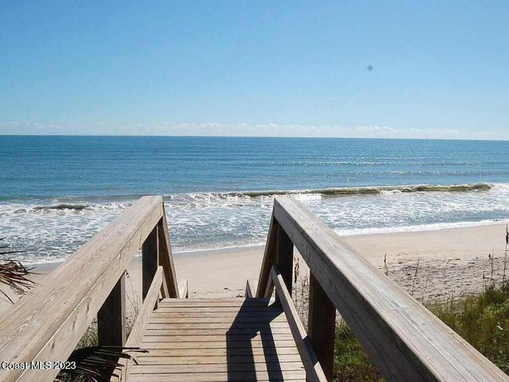 5327 Tay Court, Melbourne Beach, FL 32951