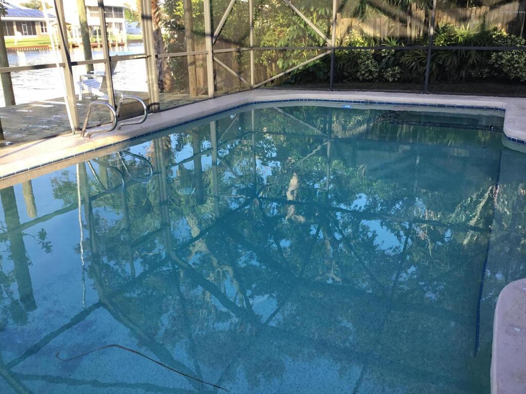 453 Capri Road, Cocoa Beach, FL 32931