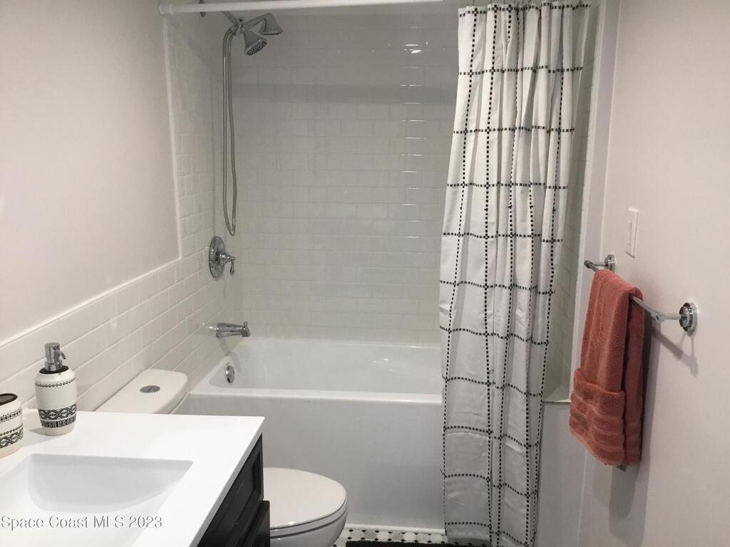 453 Capri Road, Cocoa Beach, FL 32931