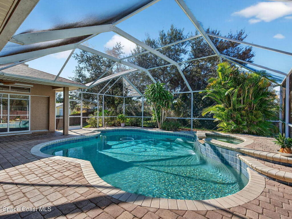3676 S Ridge Circle, Titusville, FL 32796