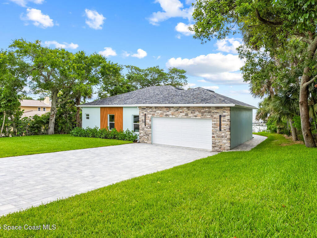 1313 Worth Court, Palm Bay, FL 32905