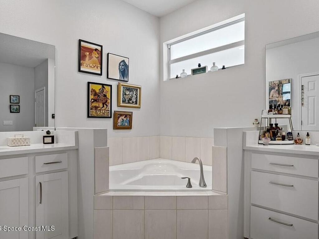 194 52nd Square, Vero Beach, FL 32968