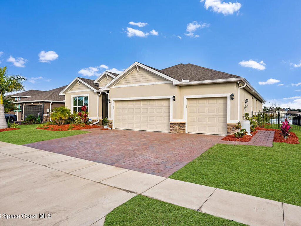 194 52nd Square, Vero Beach, FL 32968