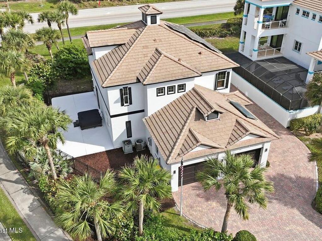 7607 Kiawah Way, Melbourne Beach, FL 32951