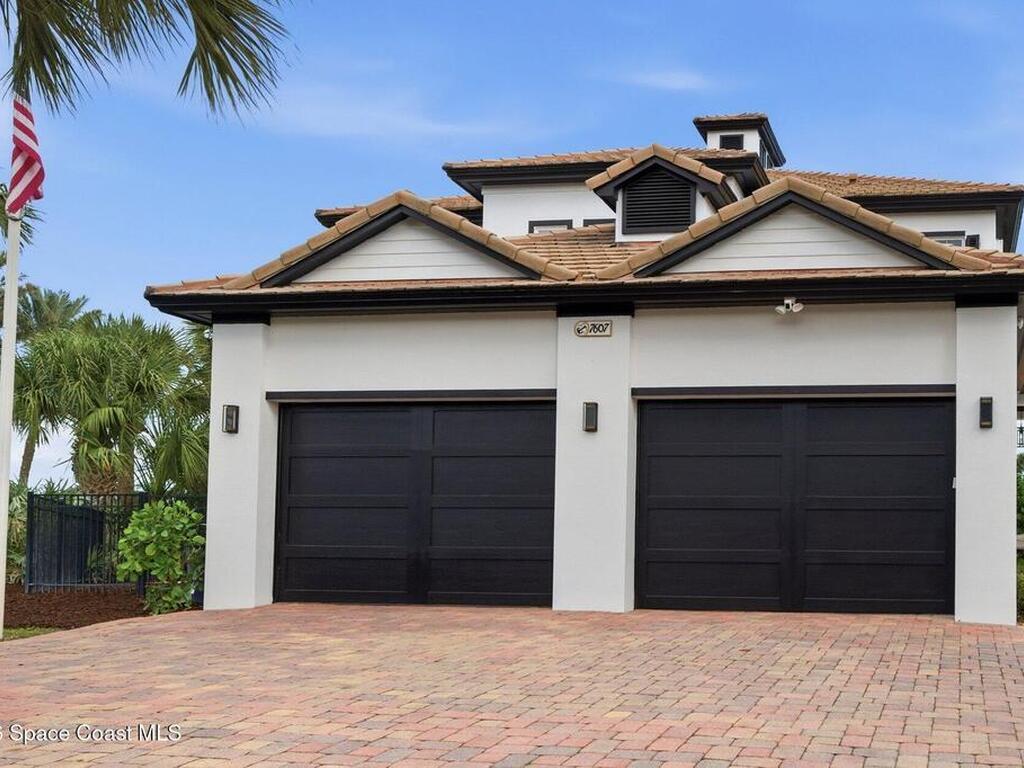 7607 Kiawah Way, Melbourne Beach, FL 32951