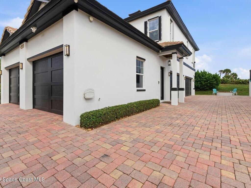 7607 Kiawah Way, Melbourne Beach, FL 32951