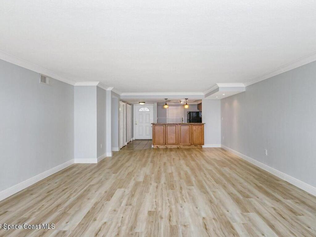 1305 S Atlantic Avenue, Cocoa Beach, FL 32931