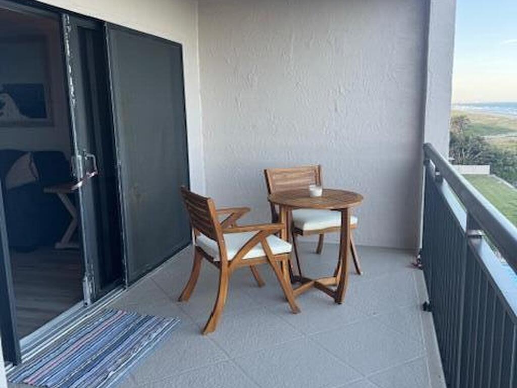 1305 S Atlantic Avenue, Cocoa Beach, FL 32931