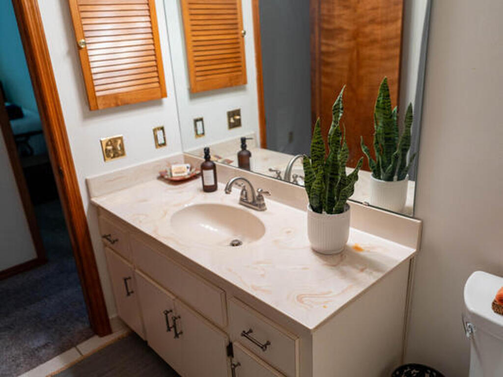 605 Saint Albans Court, Melbourne, FL 32904