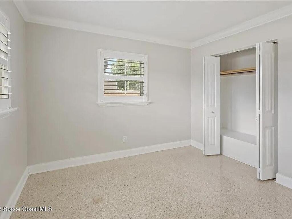 555 20th Street, Vero Beach, FL 32960