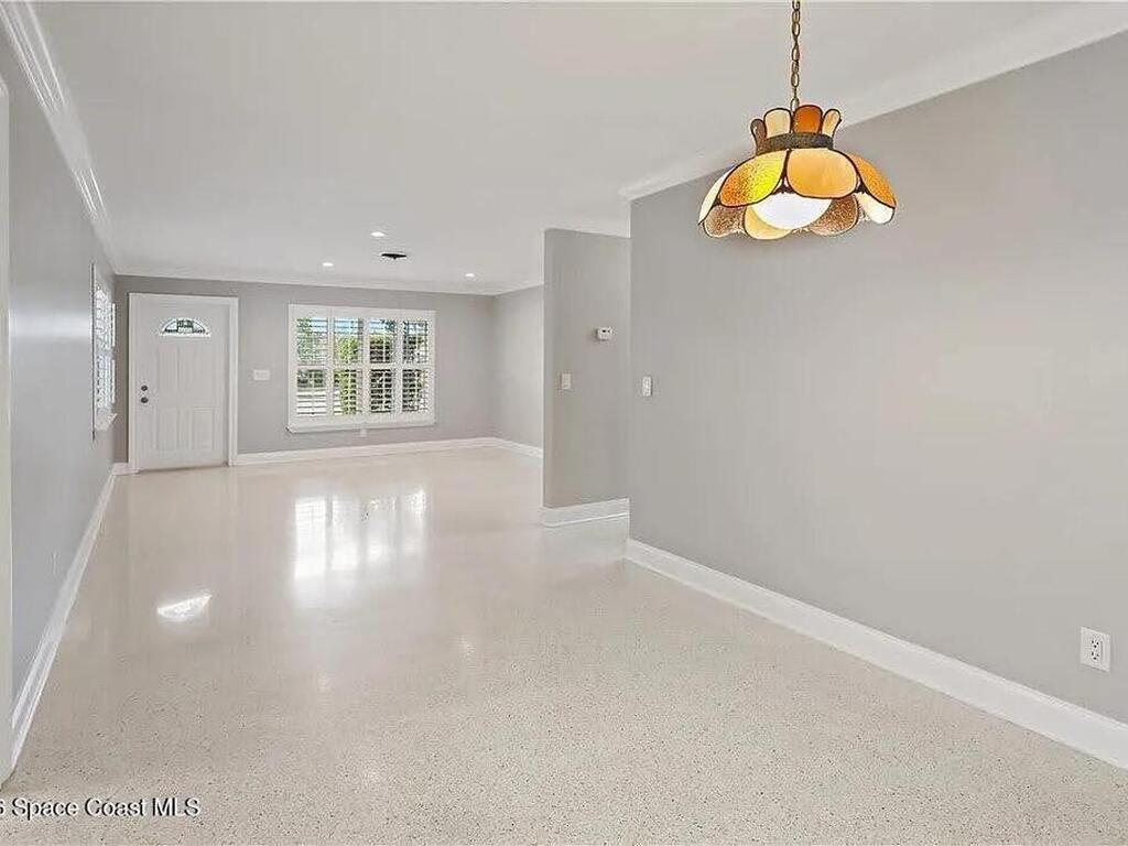 555 20th Street, Vero Beach, FL 32960