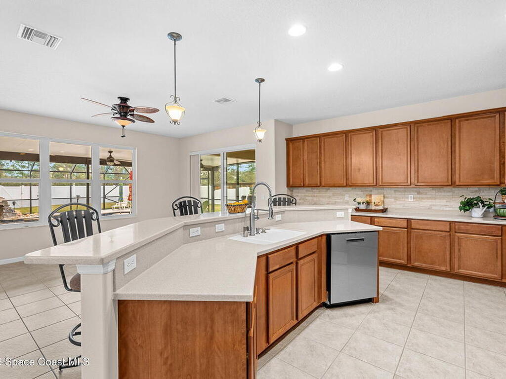 181 Wading Bird Circle, Palm Bay, FL 32908