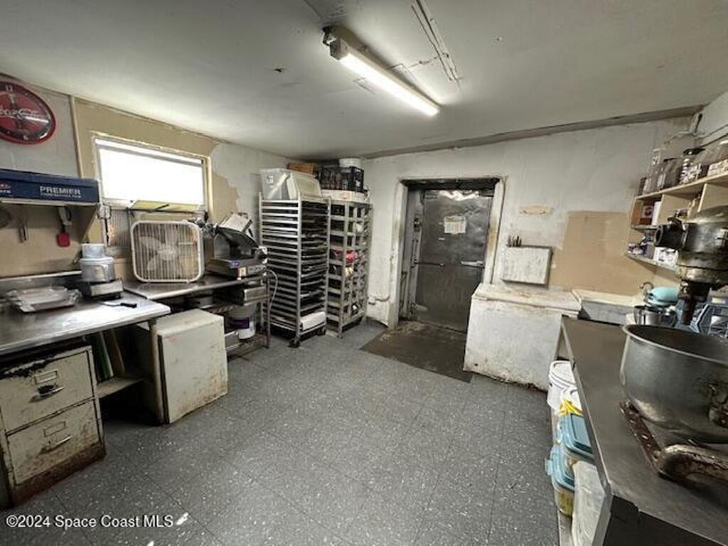 201 W Hibiscus Boulevard, Melbourne, FL 32901