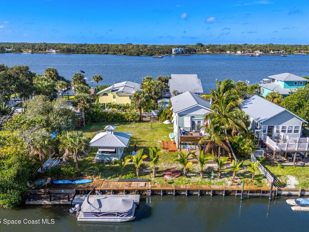 42 Vip Island Unit A, Grant-Valkaria, FL 32949