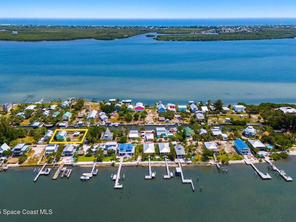 42 Vip Island Unit A, Grant-Valkaria, FL 32949