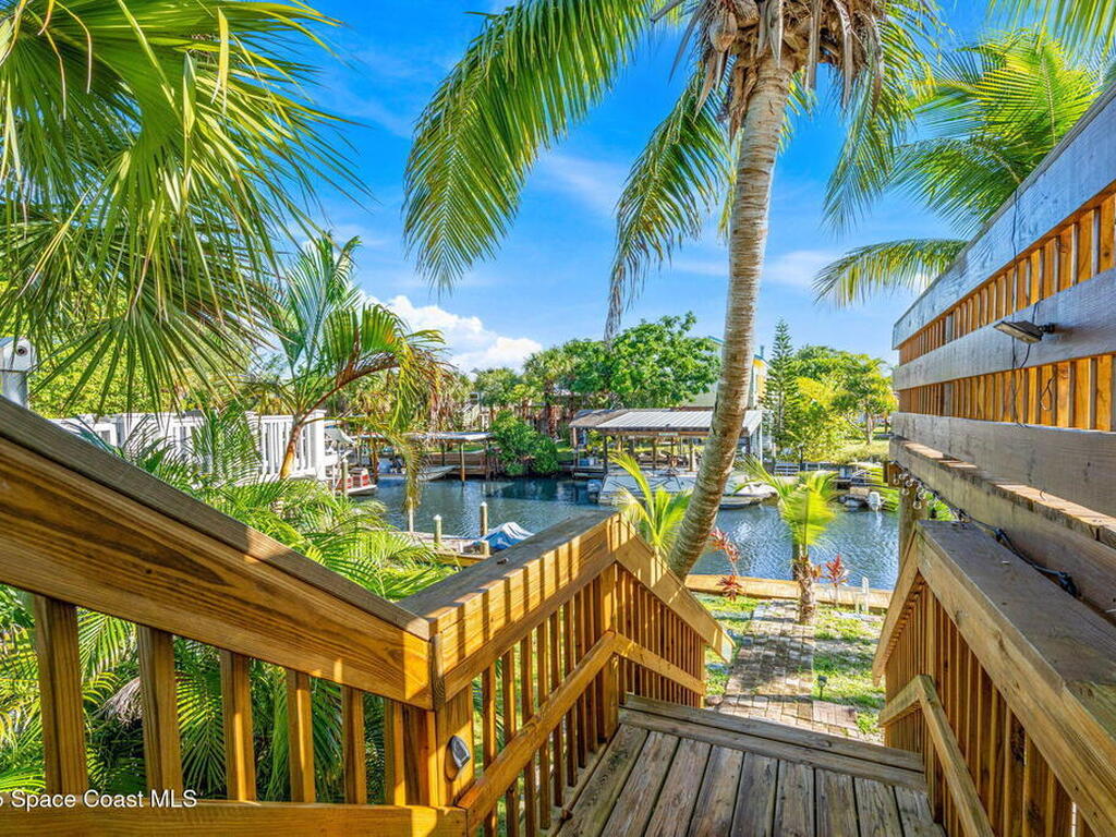 42 Vip Island Unit A, Grant-Valkaria, FL 32949