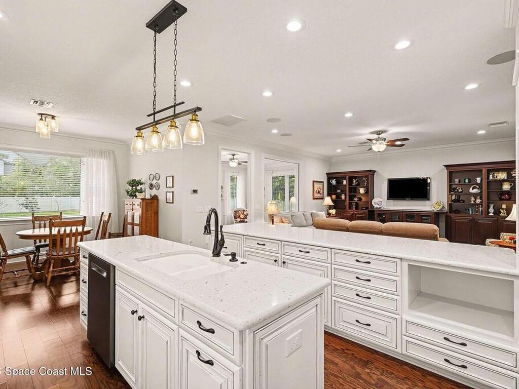 5440 Riveredge Drive, Titusville, FL 32780