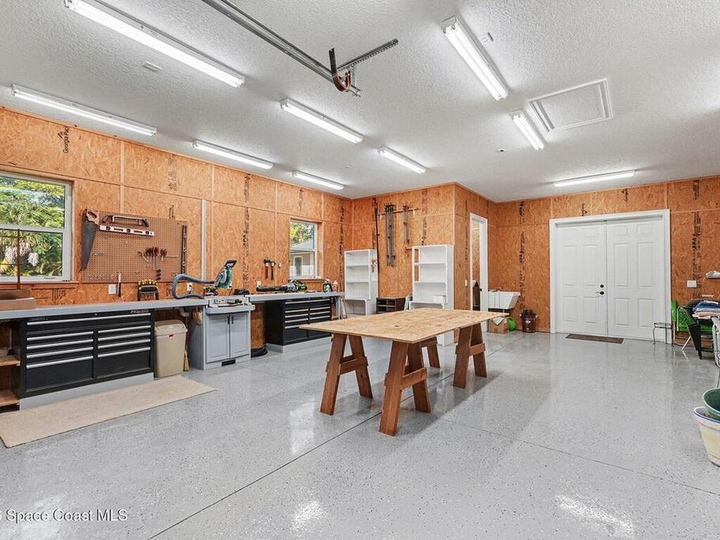 5440 Riveredge Drive, Titusville, FL 32780