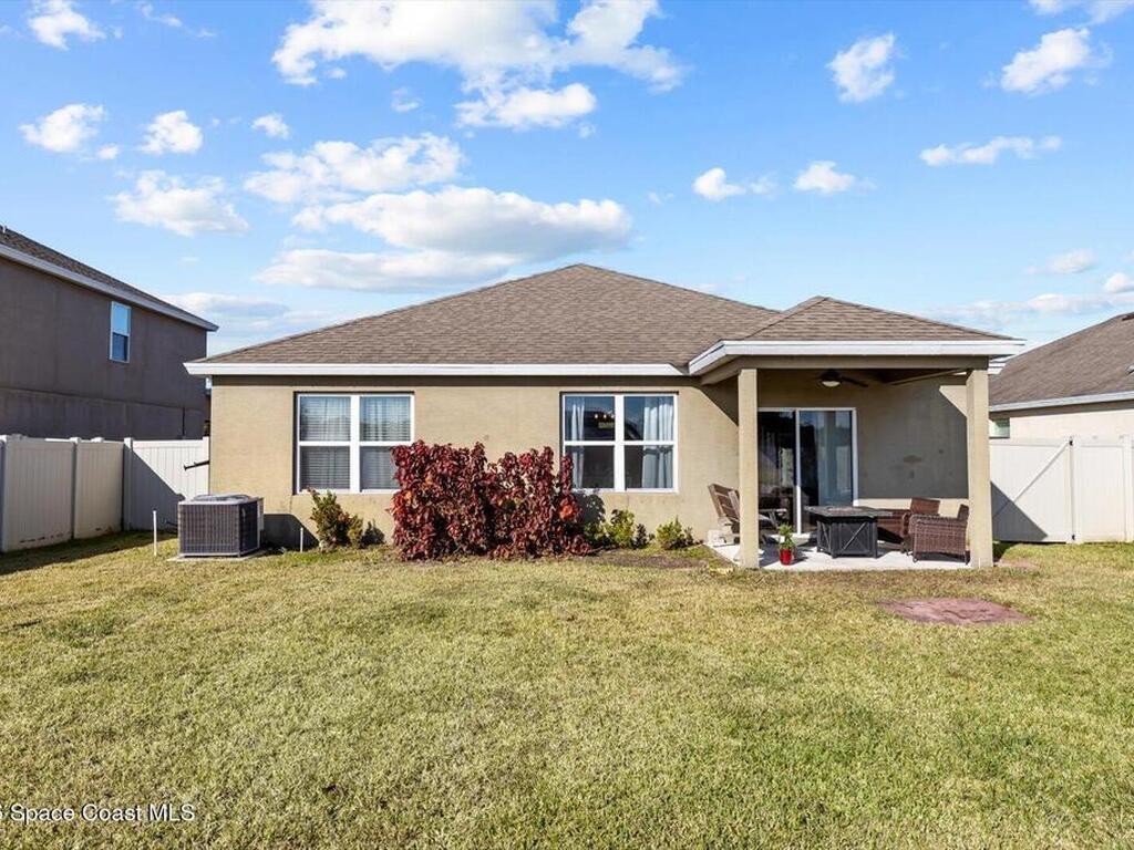 3435 Rockport Street, Vero Beach, FL 32968