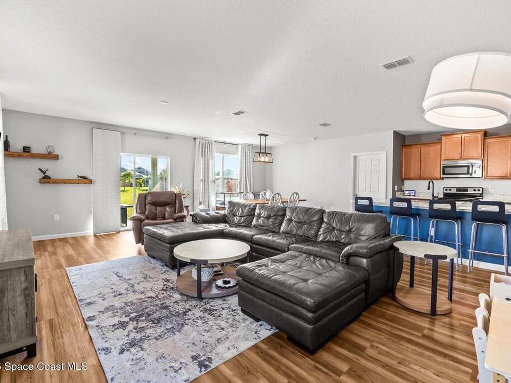 3435 Rockport Street, Vero Beach, FL 32968