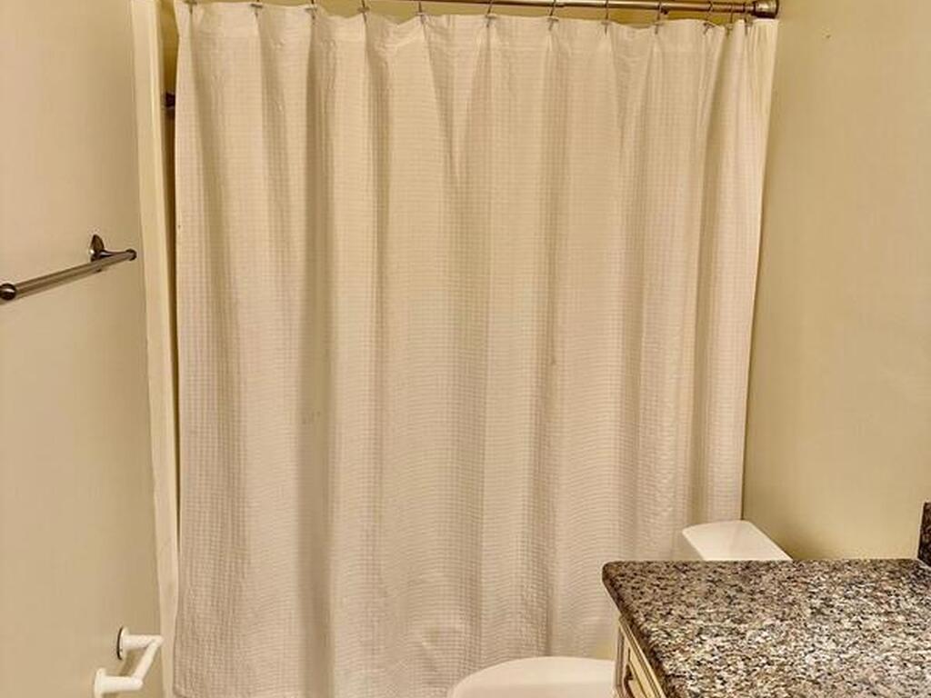 335 Paradise Boulevard, Indialantic, FL 32903