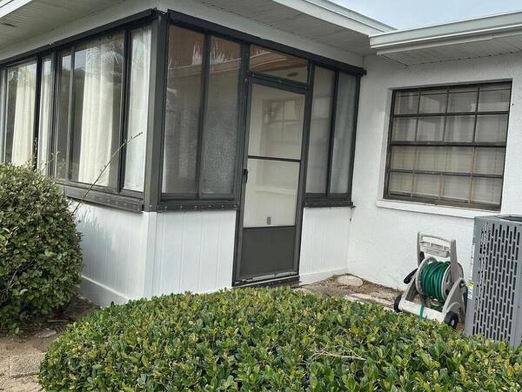 335 Paradise Boulevard, Indialantic, FL 32903