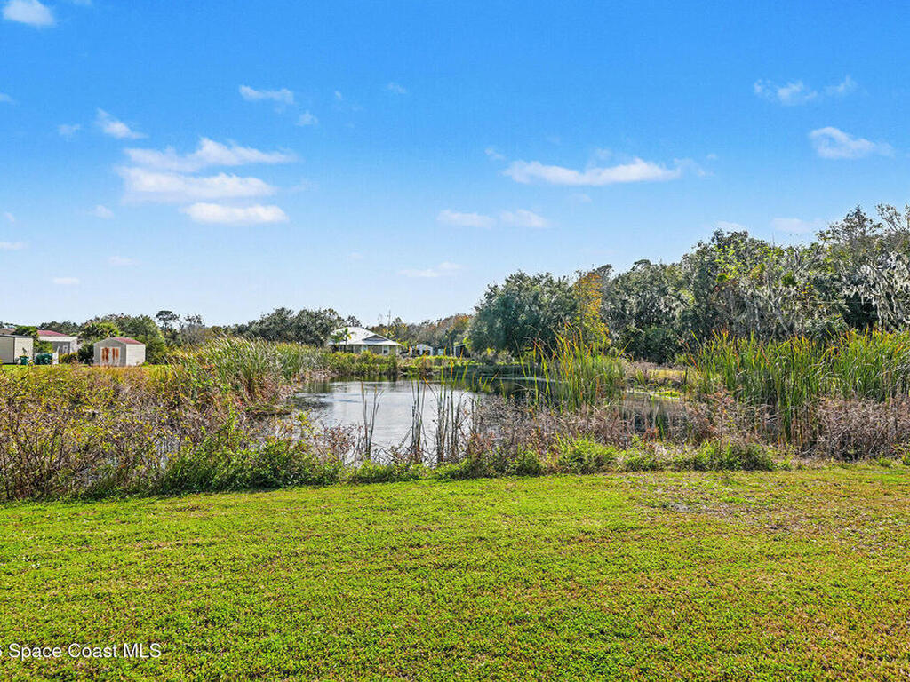 4960 Dixie Way, Mims, FL 32754