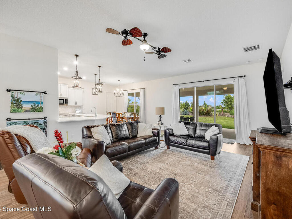 718 Yearling Trail, Sebastian, FL 32958