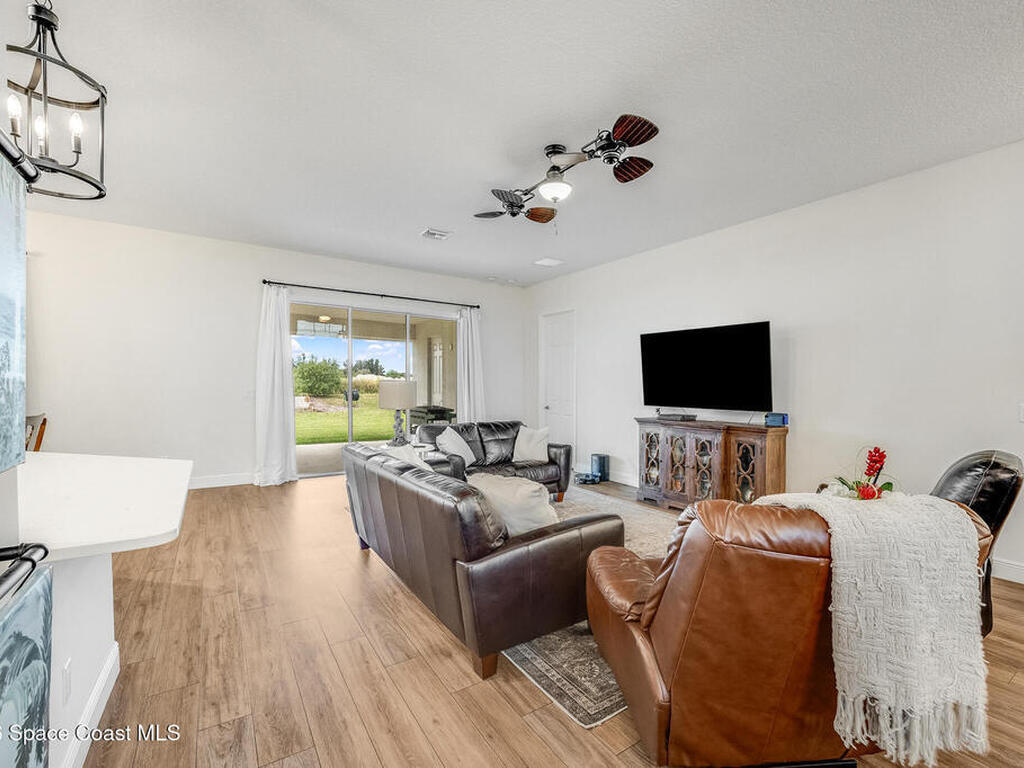 718 Yearling Trail, Sebastian, FL 32958