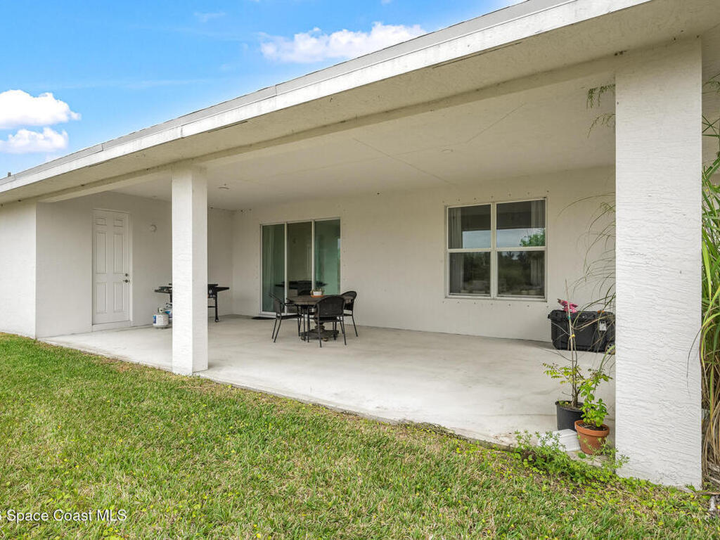 718 Yearling Trail, Sebastian, FL 32958
