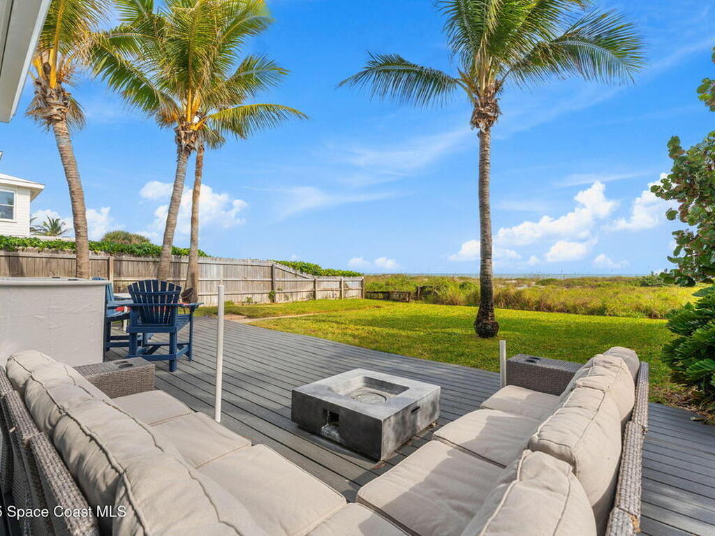 659 S Atlantic Avenue, Cocoa Beach, FL 32931