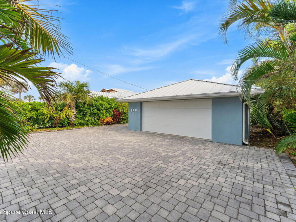 659 S Atlantic Avenue, Cocoa Beach, FL 32931