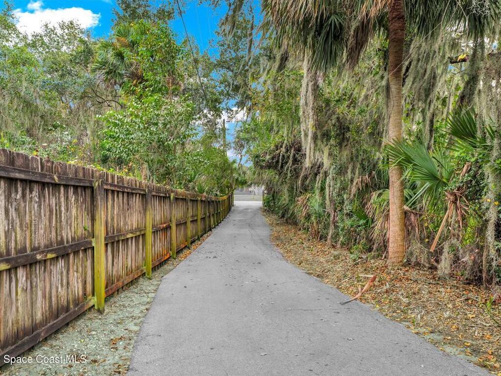 4150 Heller Road, Titusville, FL 32796