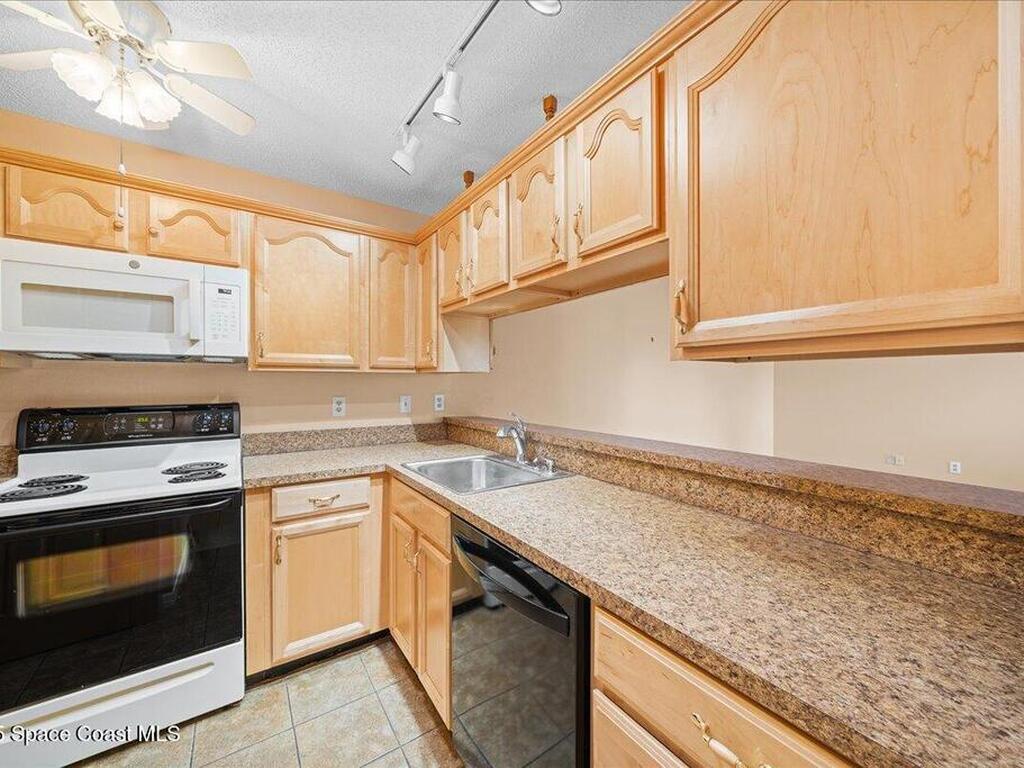 1430 Malibu Circle, Palm Bay, FL 32905