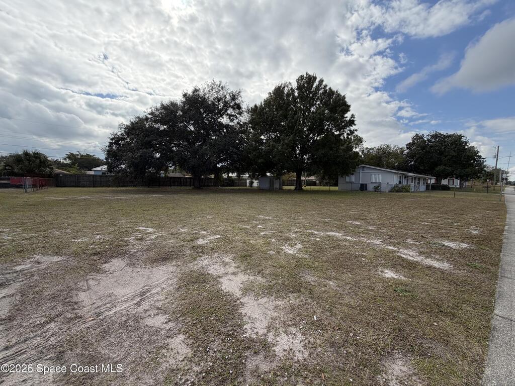 933 Fay Boulevard, Cocoa, FL 32927