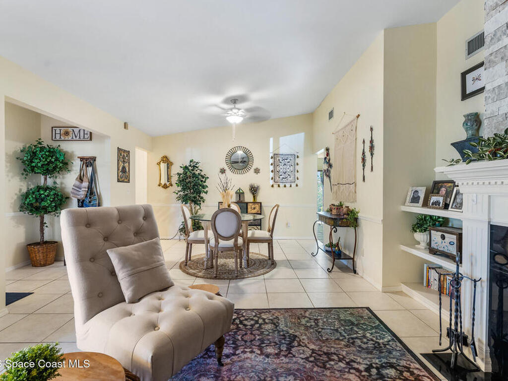 742 Timber Ridge Trail, Vero Beach, FL 32962