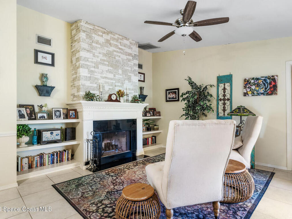 742 Timber Ridge Trail, Vero Beach, FL 32962