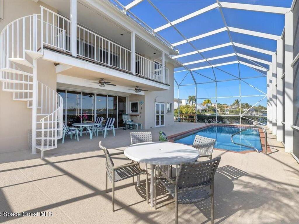 2 Sea Horse Lane, Vero Beach, FL 32960