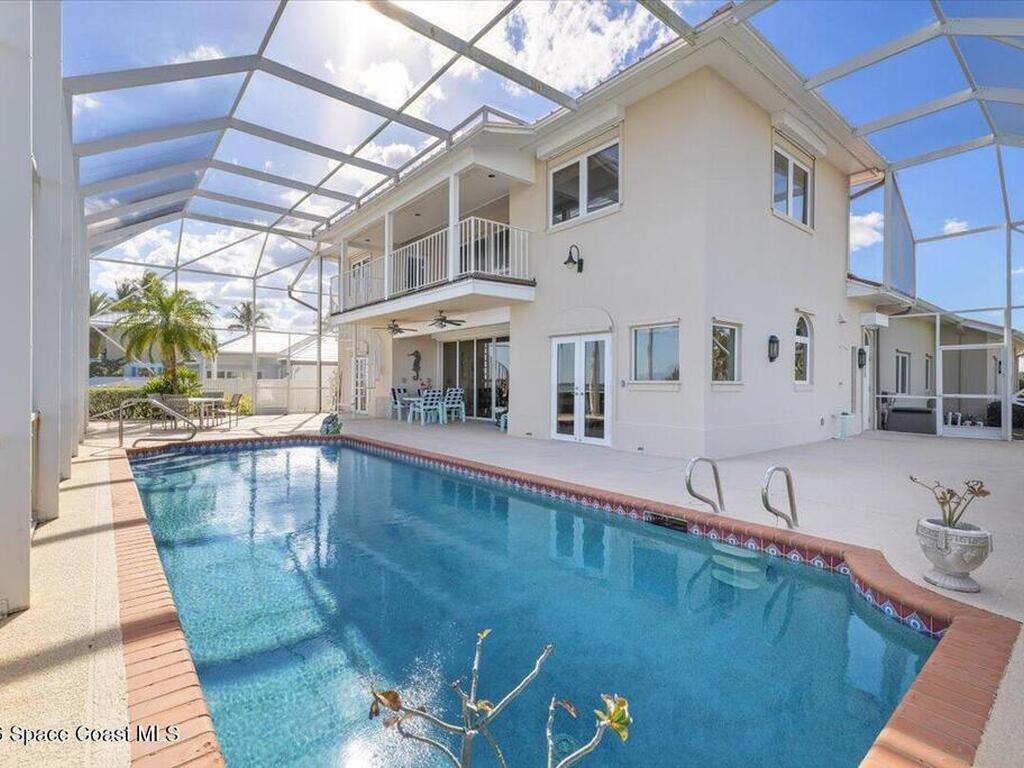 2 Sea Horse Lane, Vero Beach, FL 32960