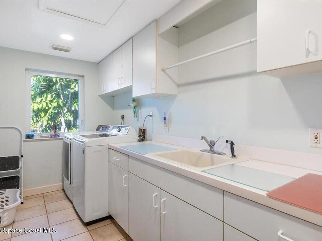 2 Sea Horse Lane, Vero Beach, FL 32960