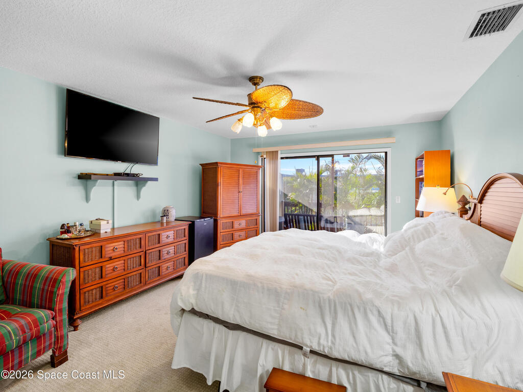 2305 Parkside Place, Indian Harbour Beach, FL 32937