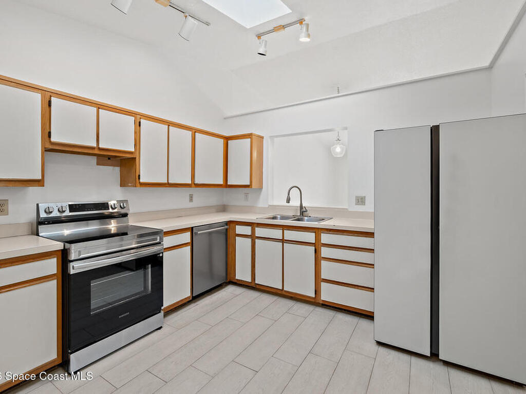 80 Anchor Drive, Indian Harbour Beach, FL 32937