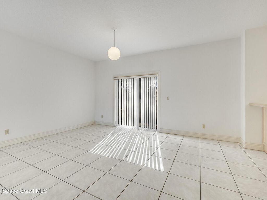 624 Cedar Side Circle, Palm Bay, FL 32905