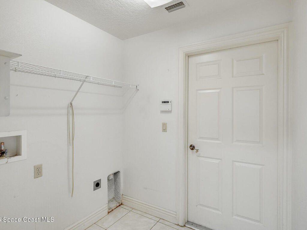 624 Cedar Side Circle, Palm Bay, FL 32905