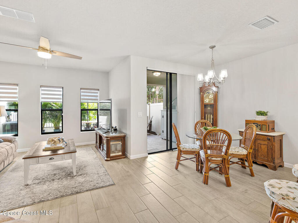 1315 Lara Circle, Rockledge, FL 32955