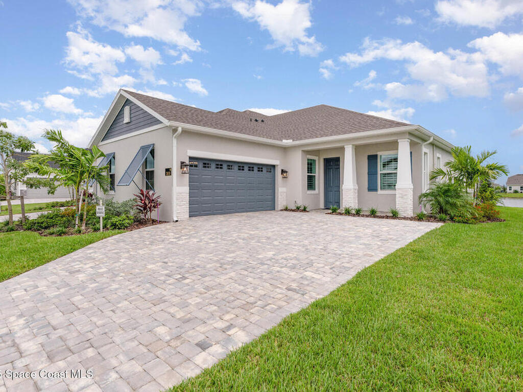3018 Pangea Circle, Melbourne, FL 32940