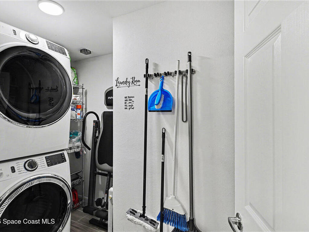 206 Harbor Drive, Cape Canaveral, FL 32920