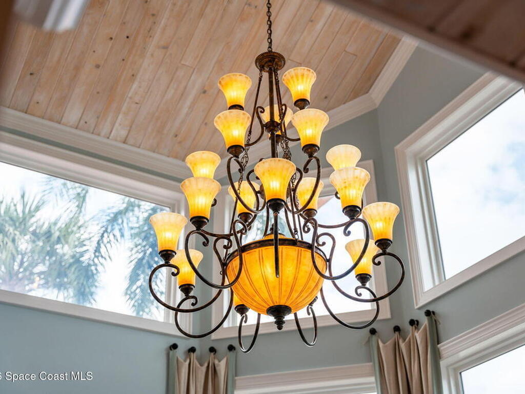 252 Seaview Street, Melbourne Beach, FL 32951