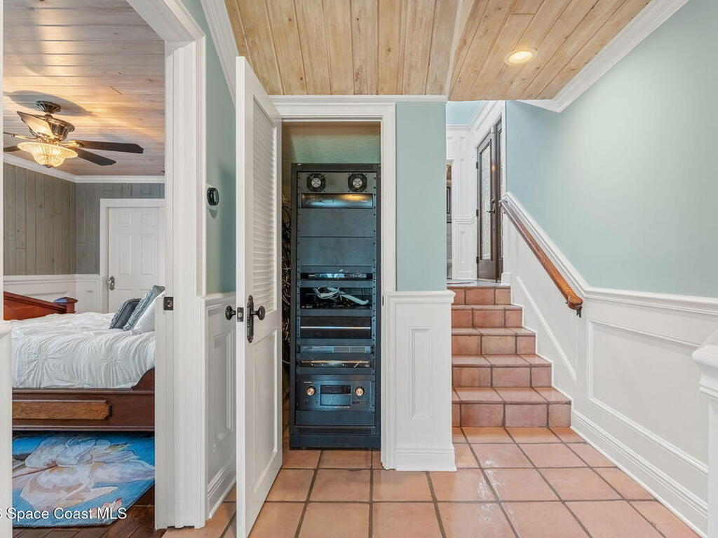 252 Seaview Street, Melbourne Beach, FL 32951