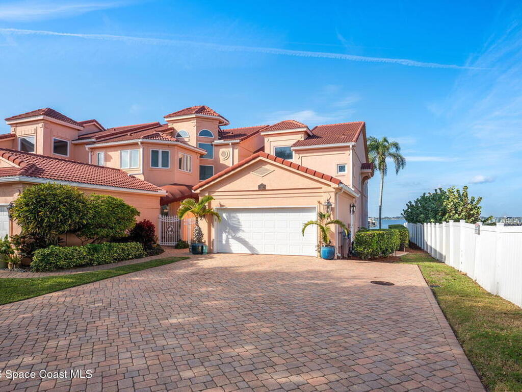 252 Seaview Street, Melbourne Beach, FL 32951